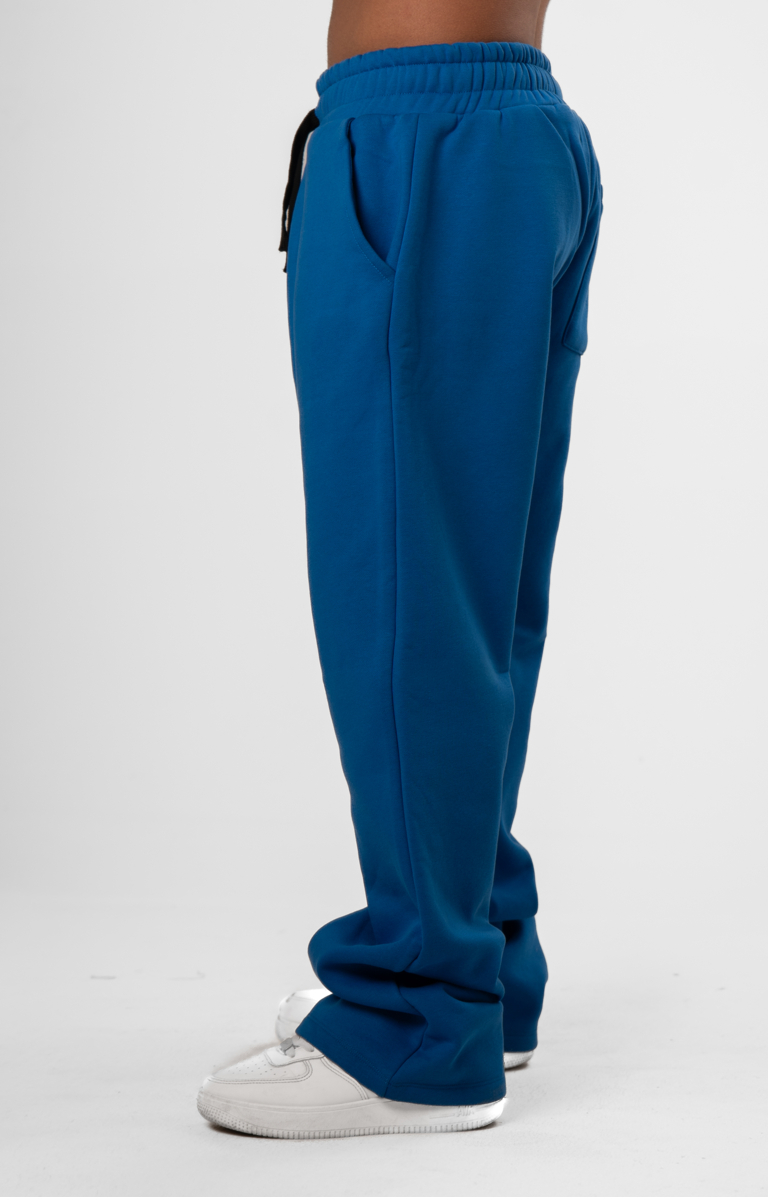 wide-leg pants